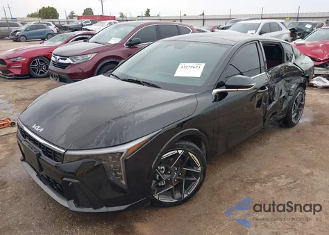 2025 Kia K4 Gt-Line z USA, uszkodzony, nr VIN 3KPFW4DEXSE154876